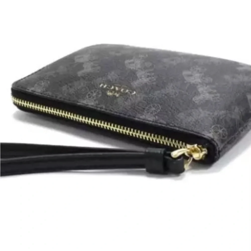 Coach Corner Zip Wristlet Wallet with Horse & Carriage Print Black Grey